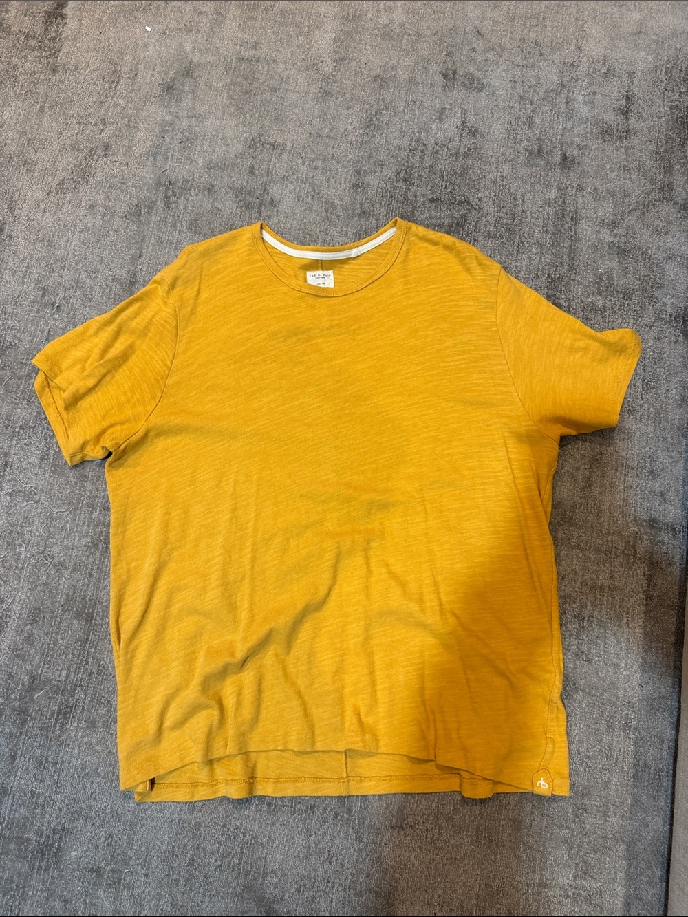 rag & bone Men's Mustard Crew Neck T-Shirt